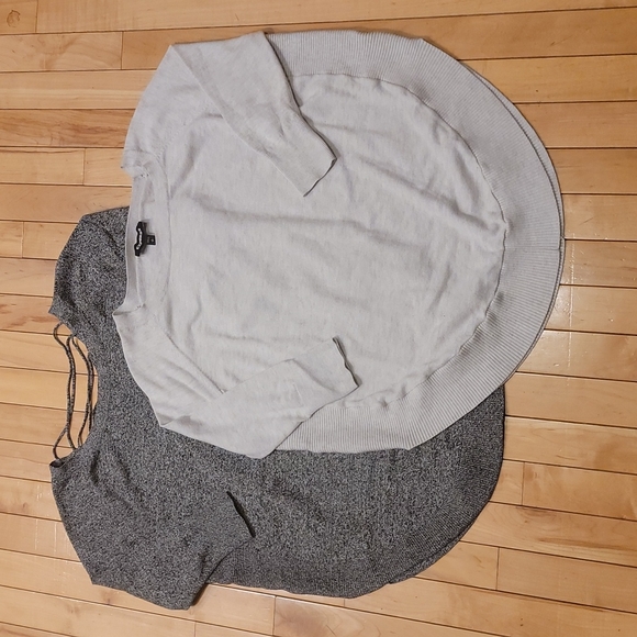 2 Express Dolman Circle Hem Sweater - Picture 2 of 9